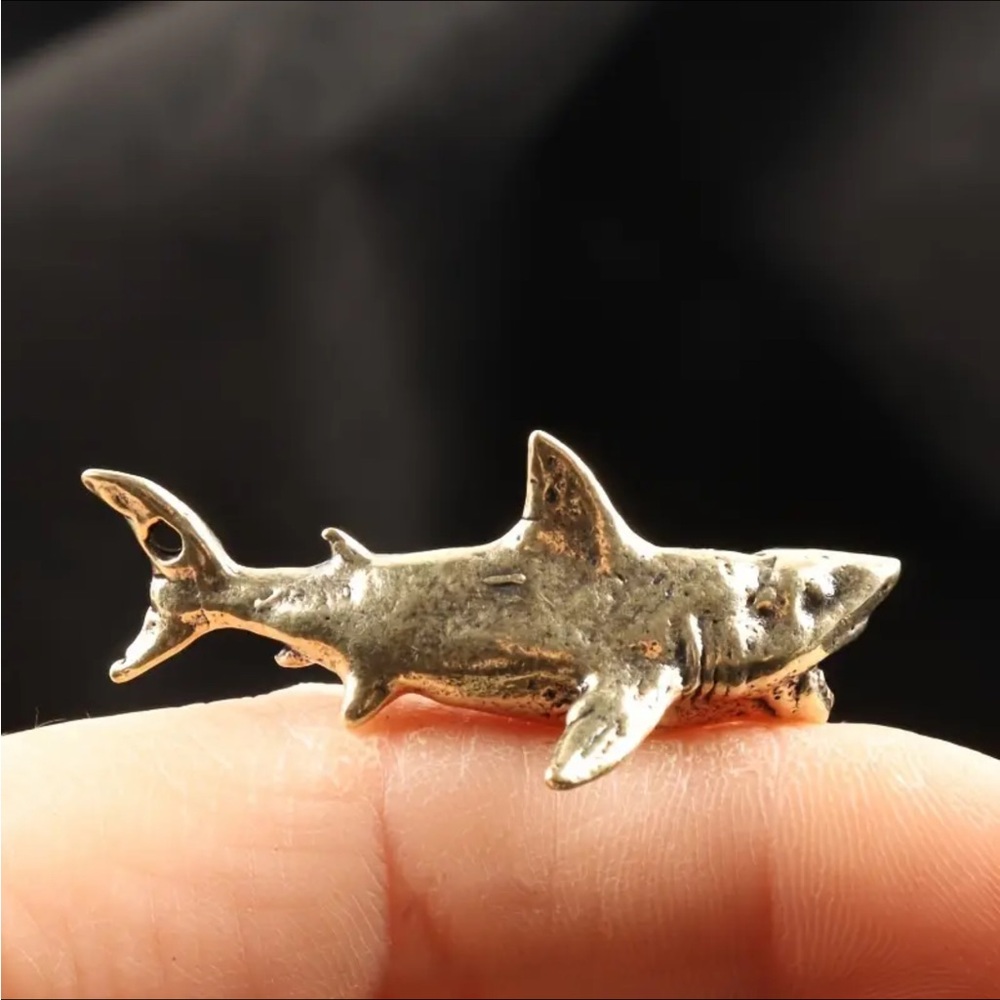 Shark pendant